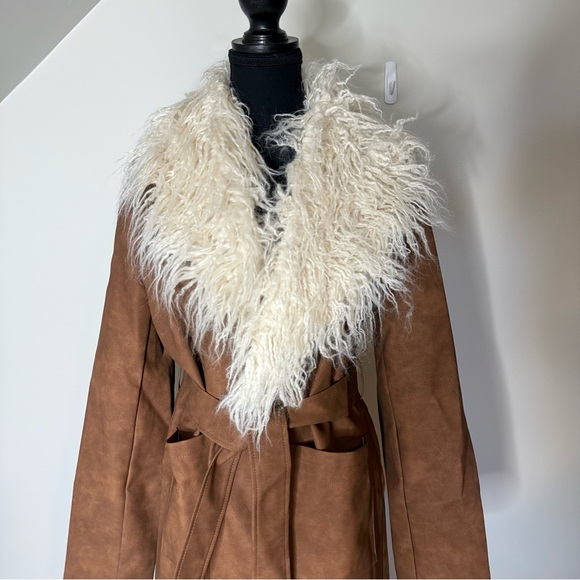 FASHION NOVA New Penny Lane Kamaria Faux Leather Trench Detach Faux Fur Medium - Picture 3 of 15